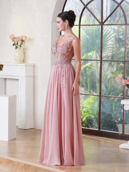 Fabulous A-line Spaghetti Straps Pleated Chiffon Floor Length Dress with Appliques