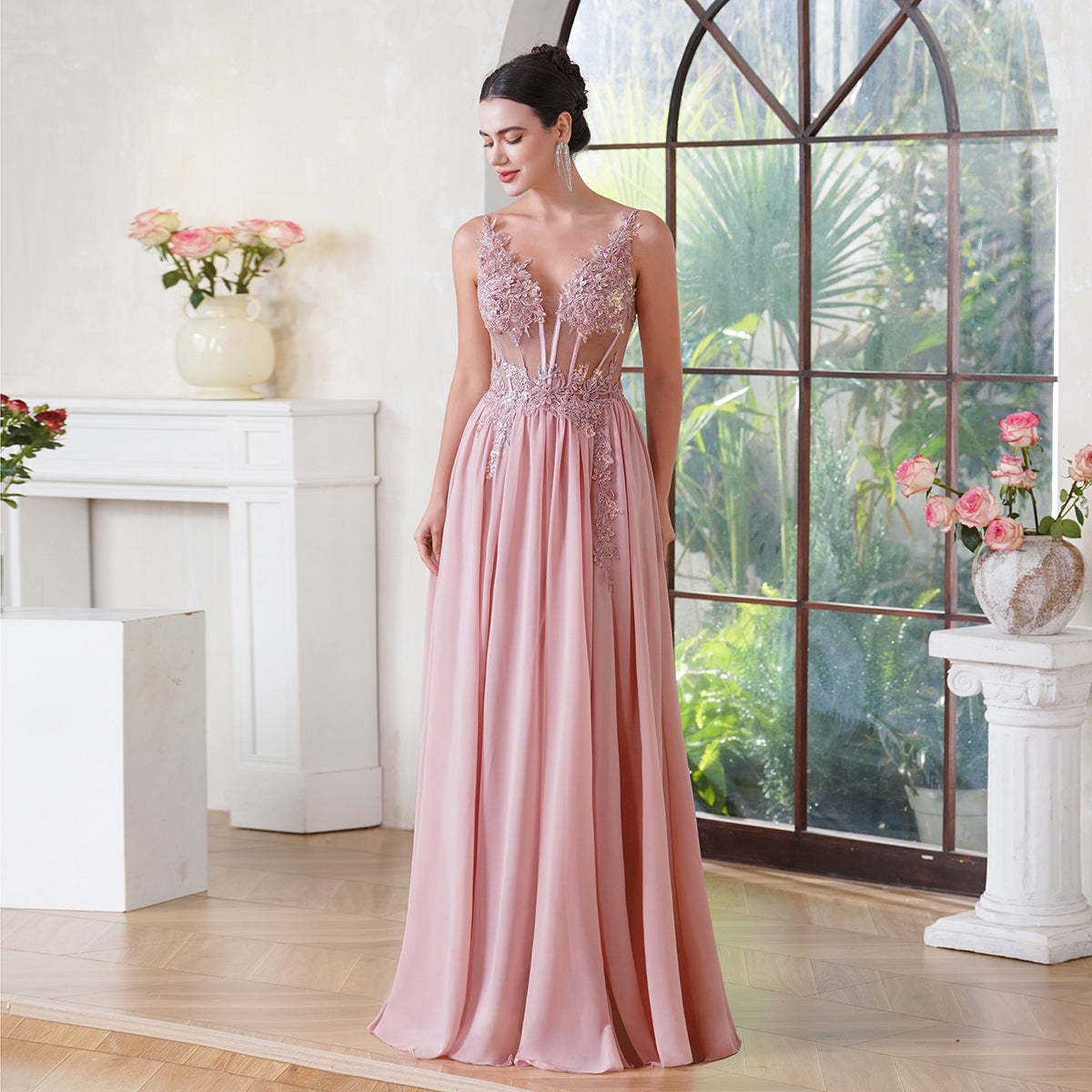 Fabulous A-line Spaghetti Straps Pleated Chiffon Floor Length Dress with Appliques
