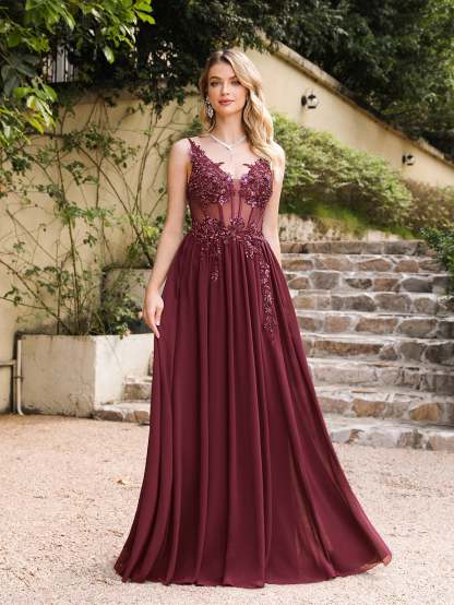 Fabulous A-line Spaghetti Straps Pleated Chiffon Floor Length Dress with Appliques