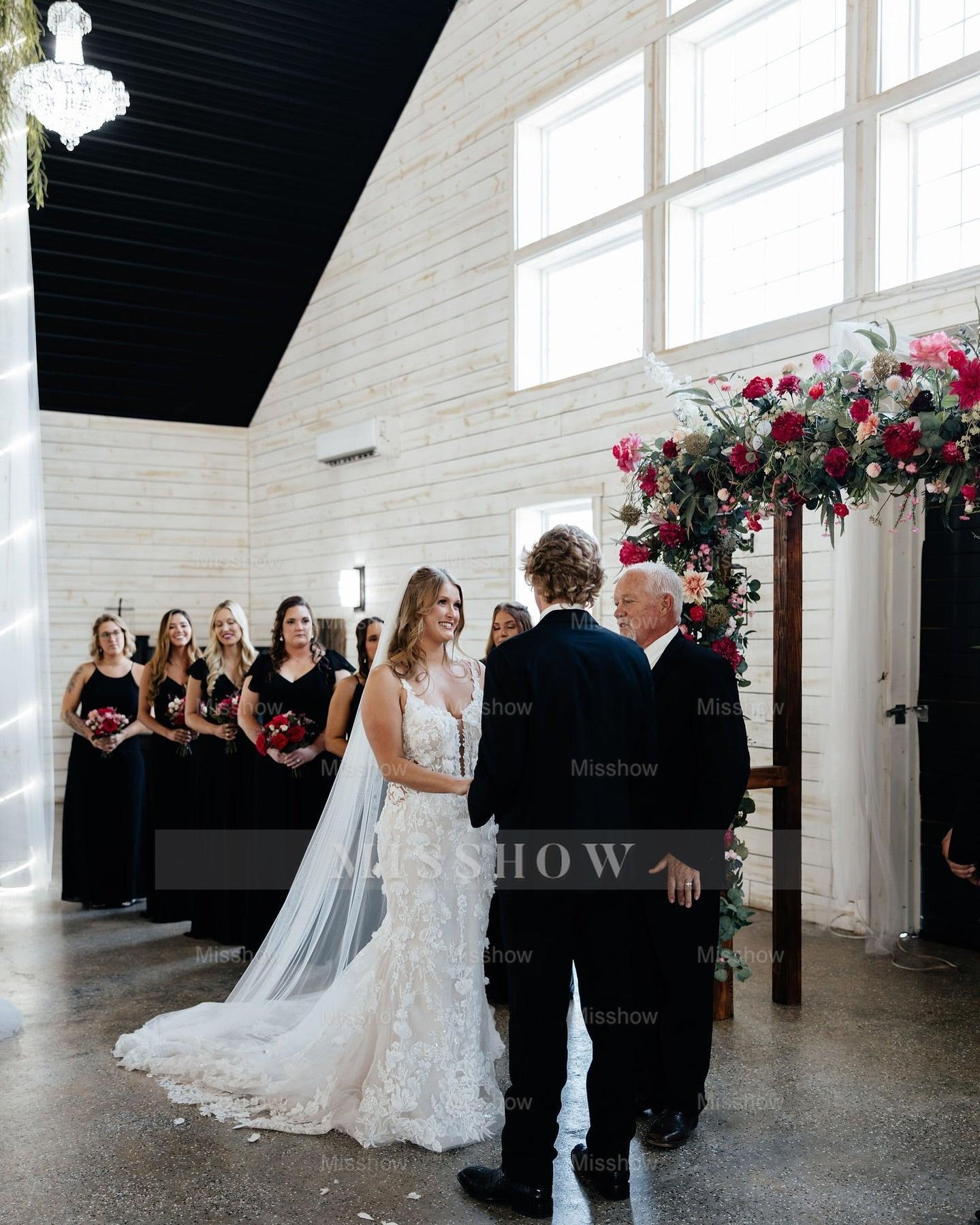 Fabulous Ivory Mermaid Spaghetti Straps Sleeveless Lace Chapel Train Wedding Dress With Appliques