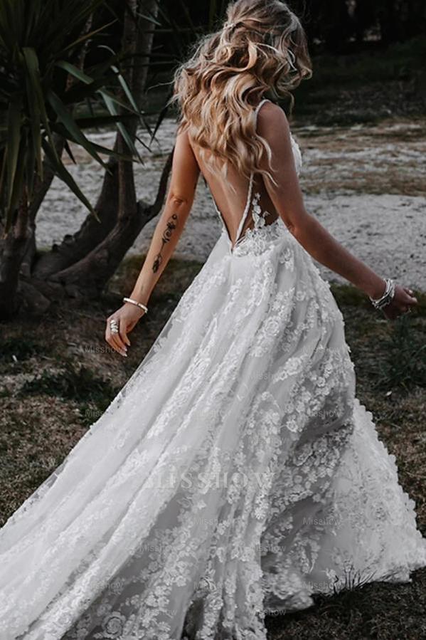 Fabulous White A-Line Spaghetti Strap V-neck Sleeveless Lace Sweep Train Tulle Wedding Dresses With High Slit