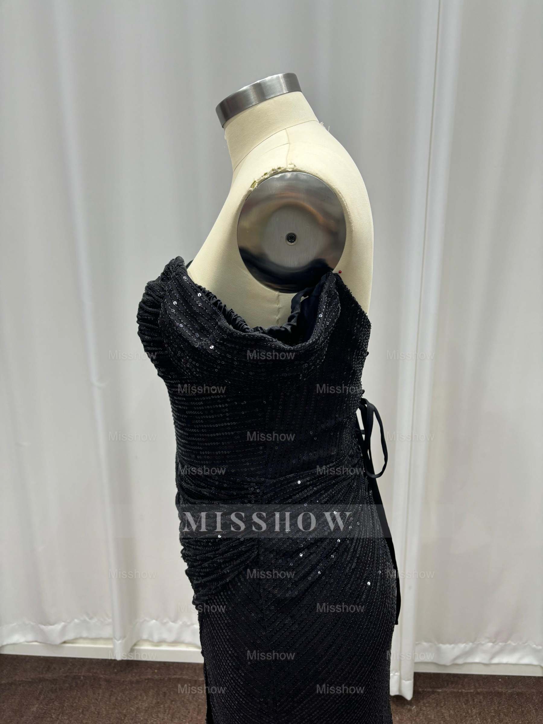 Fashionable Black Off-The-Shoulder Sequined Mermaid Evening Dress with Slit