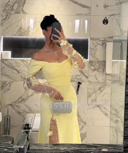 Fashionable Long Daffodil Mermaid Off-The-Shoulder Long-Sleeve Evening Dress with Slit and 3D Flowers