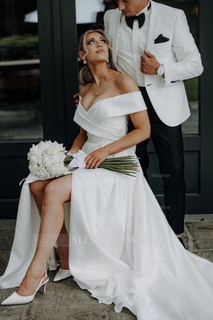 Fashionable White A-Line Off-the-shoulder Split Front Lace-up Long Wedding Dress Panel Train