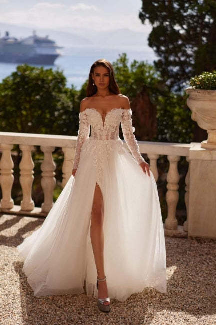 Fashionable White Sweetheart A-Line Off-The-Shoulder Long Sleeve Split Front Tulle Wedding Dresses With Appliques And Handmake Flowers