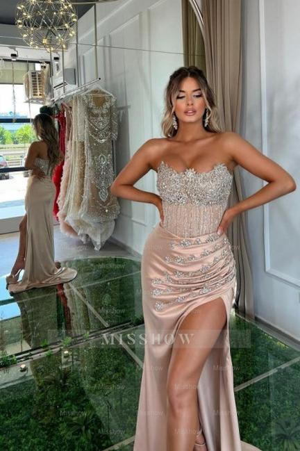 Floor-Length Split Front Sweetheart Ruffles Sleeveless Prom Evening Dresses with Beadings