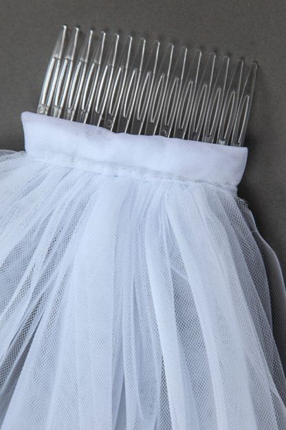 Floral Cute Tulle Cut Edge 1.5*1.5M Wedding Veils with Appliques Sequined