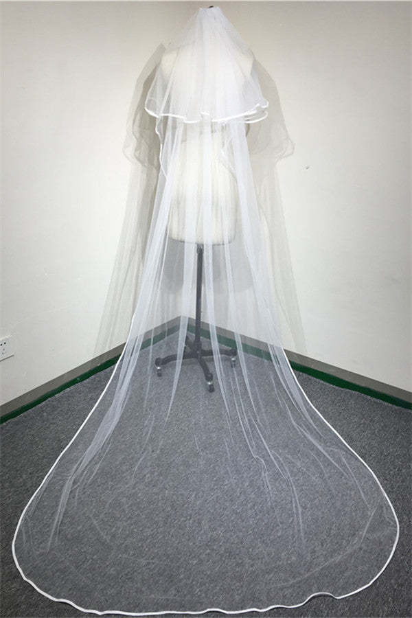 Floral Cute Tulle Lace Ribbon Edge 1.5*1.4M Wedding Veils with Comb