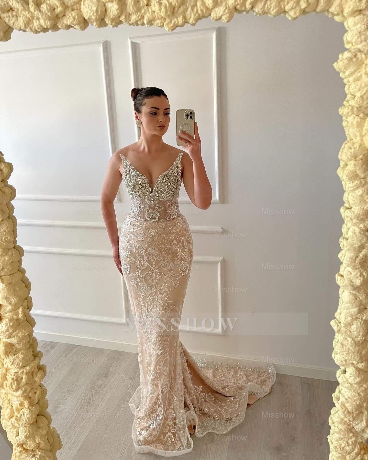 Gorgeous Champagne V-Neck Sleeveless Mermaid Evening Dress with Rhinestones