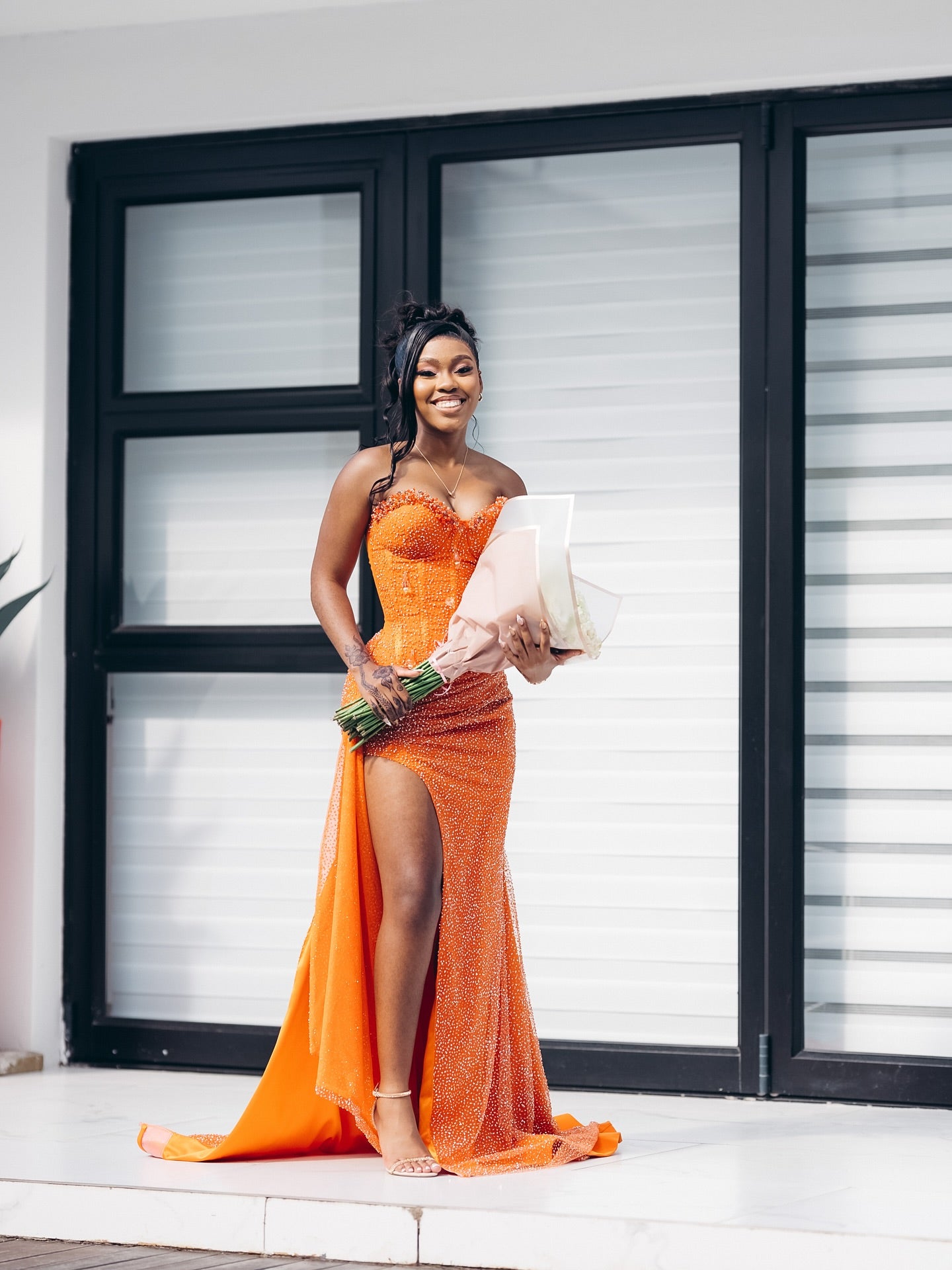 Gorgeous Strapless Sleeveless Mermaid Glitter Long Prom Dress With Slit