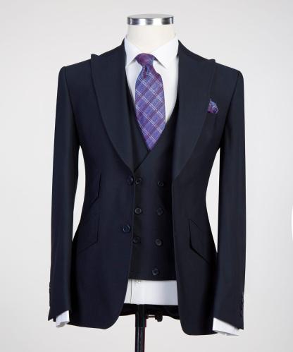 Stylish Dark Navy Three-Piece Peak Lapel Men’s Suits