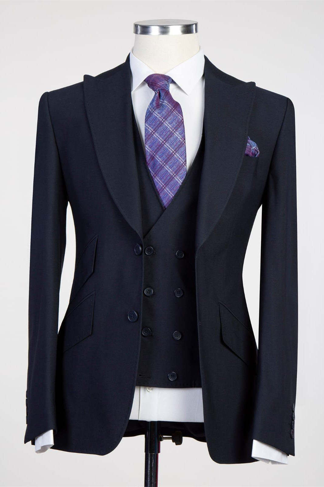 Stylish Dark Navy Three-Piece Peak Lapel Men’s Suits