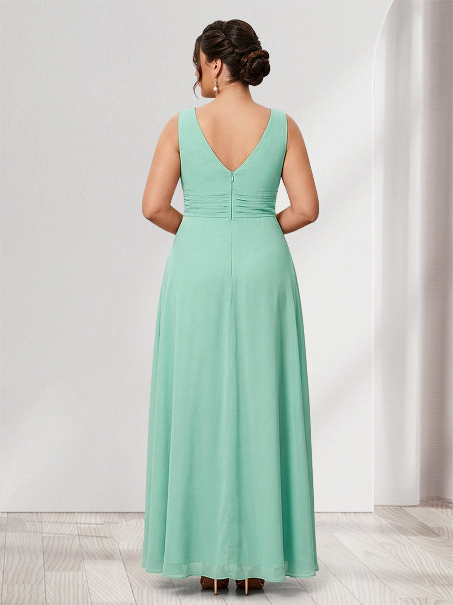 Jumpsuit V Neck Sleeveless Chiffon Plus Size Bridesmaid Dresses with Split Side