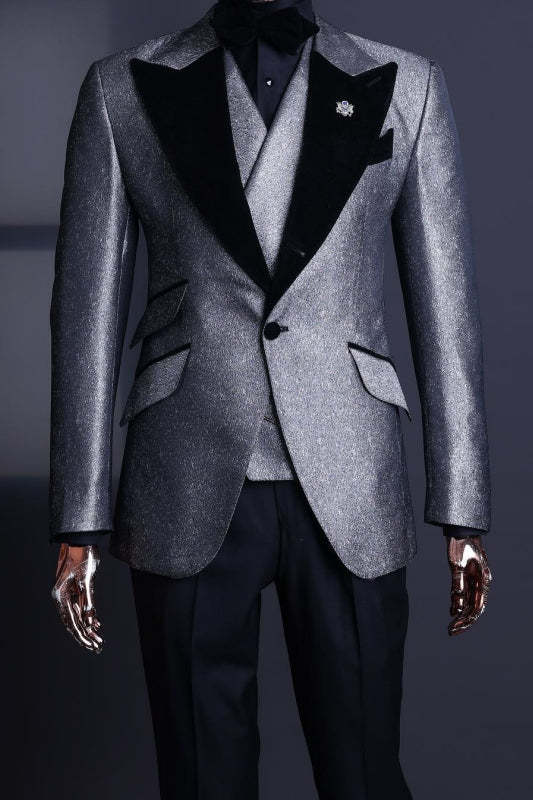 Latest Gray Peaked Lapel Three-Piece Prom Suit
