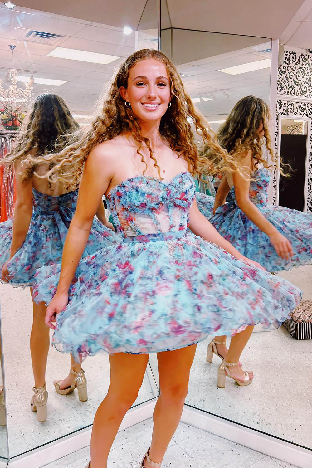 Gorgeous A Line Sweetheart Lilac Floral Printed Short Cocktail Dress