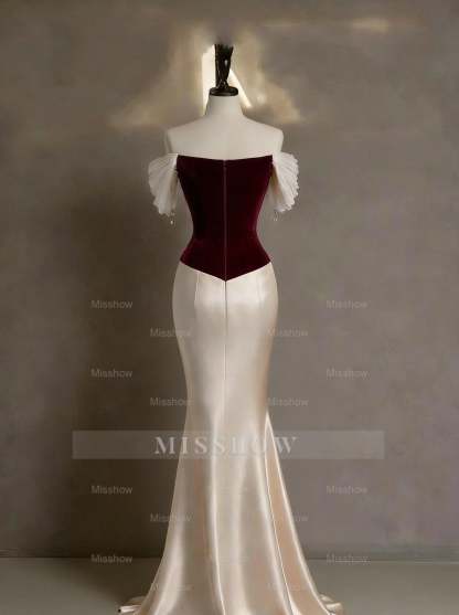 Luxurious Champagne and Burgundy Off-The-Shoulder Sleeveless Mermaid Formal Dress with Detachable Train