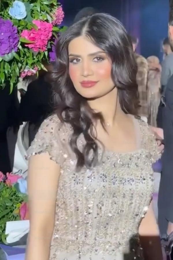 Luxury Champagne Short-Sleeve Square-Neck Mermaid Evening Dress with Rhinestones