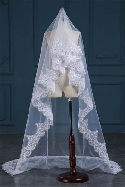 Luxury Tulle Lace Applique Edge 3*1.5M Wedding Veils with Sequined