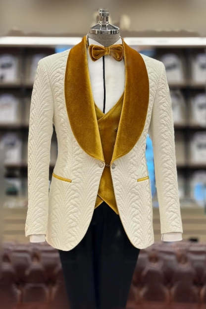Classic White Jacquard Three-Piece Wedding Suit with Gold Velvet Lapel