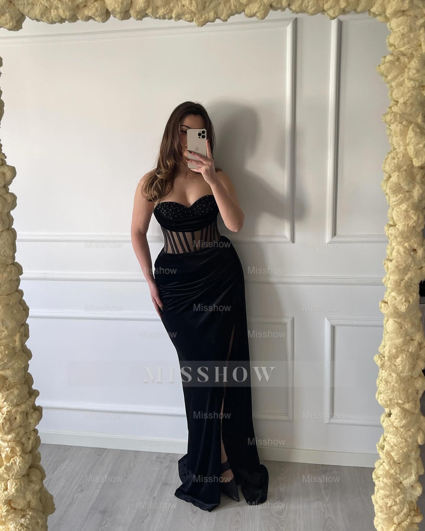 Modern Black Sweetheart Sleeveless Mermaid Velvet Formal Dress with Front Split