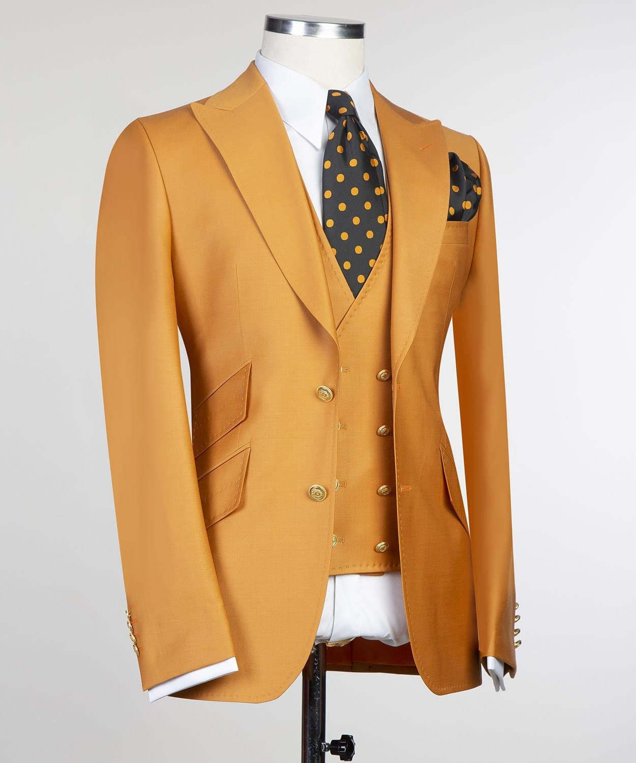 New Dark Yellow Peak Lapel Three-Piece Fashionable Men’s Suits