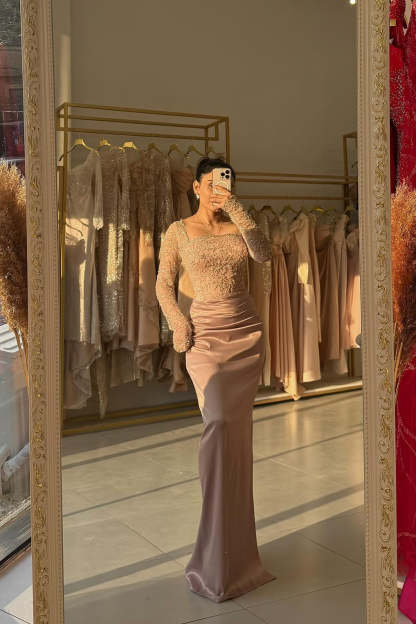Noble Dusty Rose Square Long-Sleeve Mermaid Formal Dress with Beadings