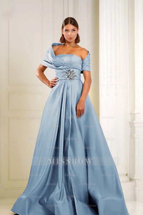 Off the Shoulder Sleeveless Long Formal Dress With Pleated Beading