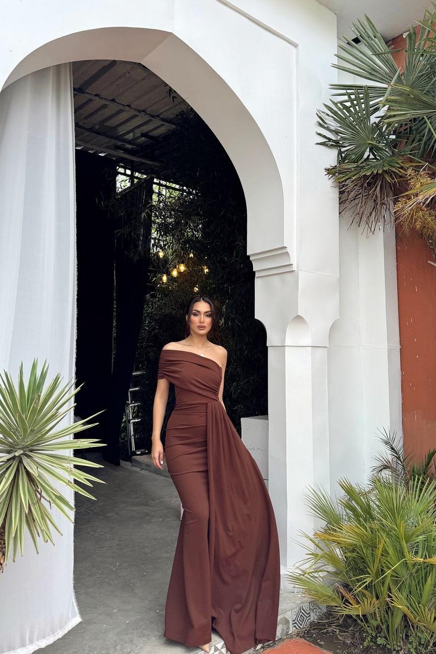 One Shoulder Sleeveless Strapless Pleated Mermaid Long Formal Dress With Ruffles