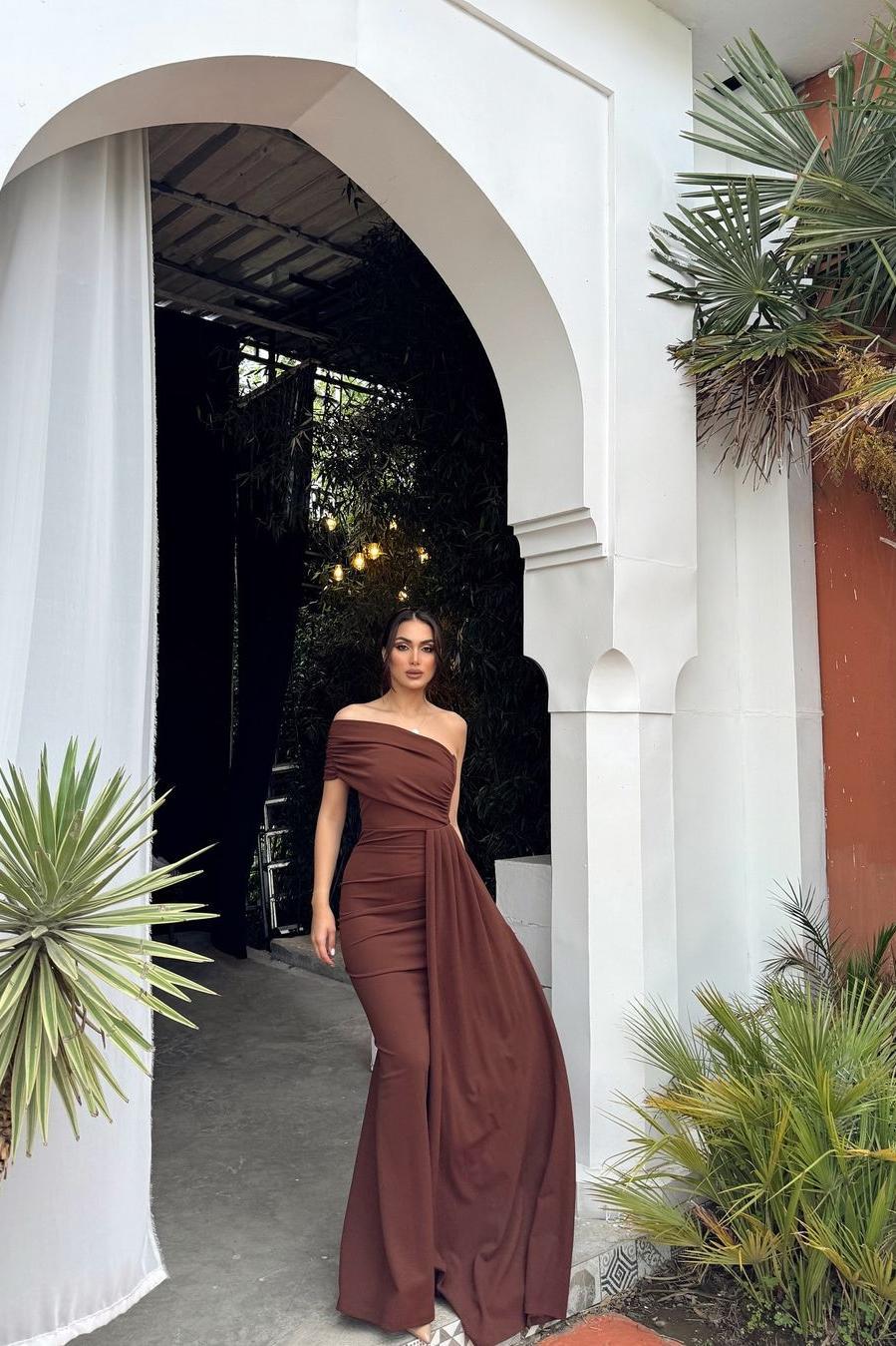 One Shoulder Sleeveless Strapless Pleated Mermaid Long Formal Dress With Ruffles