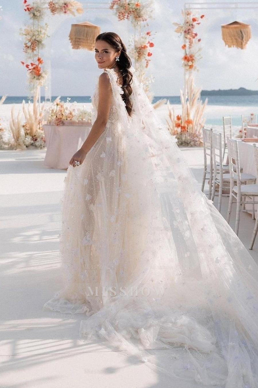 Romantic Ivory V-Neck Lace A-Line Spaghetti Strap Sequined Sleeveless Watteau Train Long Tulle Wedding Dresses With Slit