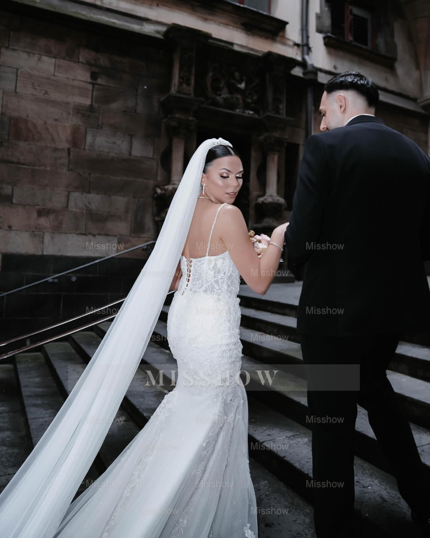 Romantic White Mermaid Sweetheart Spaghetti Straps Sleeveless Beaded Sweep Train Tulle Wedding Dress