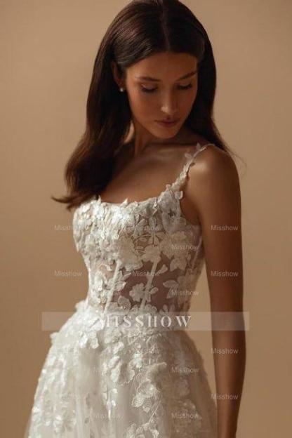 Romantic White Square Spaghetti Strap A-Line Sleeveless Court Train Tulle Wedding Dresses With Appliques