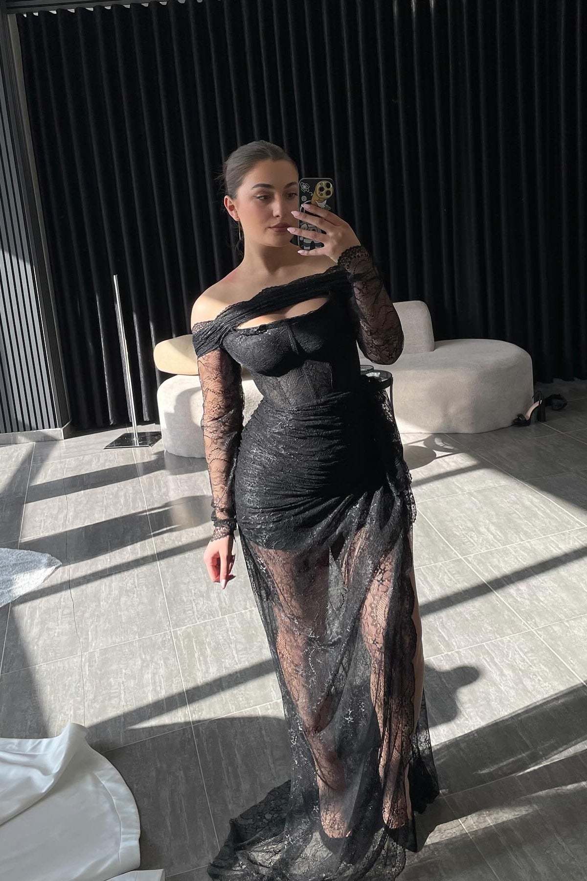 Sexy Black Off-The-Shoulder Long-Sleeve Column Evening Dress with Split