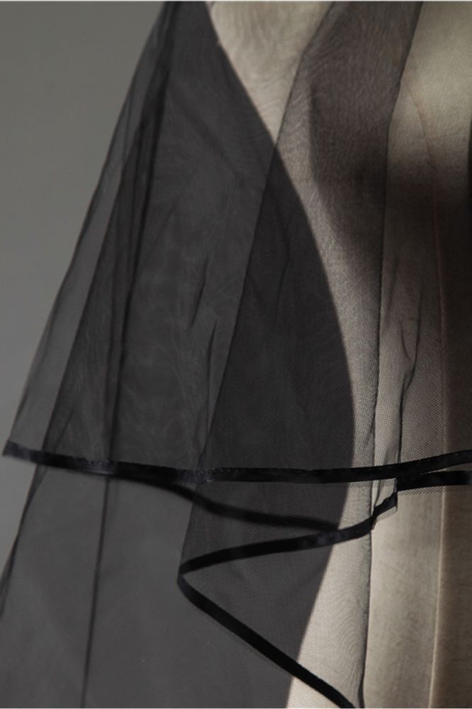 Sexy Black Tulle Ribbon Edge 1.5*1.5M Wedding Veils