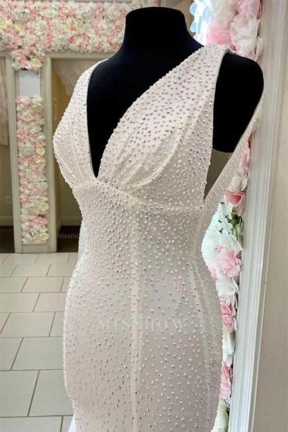 Simple Deep V-Neck Sleeveless Backless Long Mermaid Formal Dress with Appliques