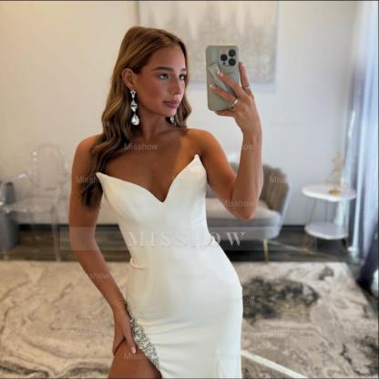 Simple Long Ivory Mermaid V-neck Strapless Prom Dress with Slit