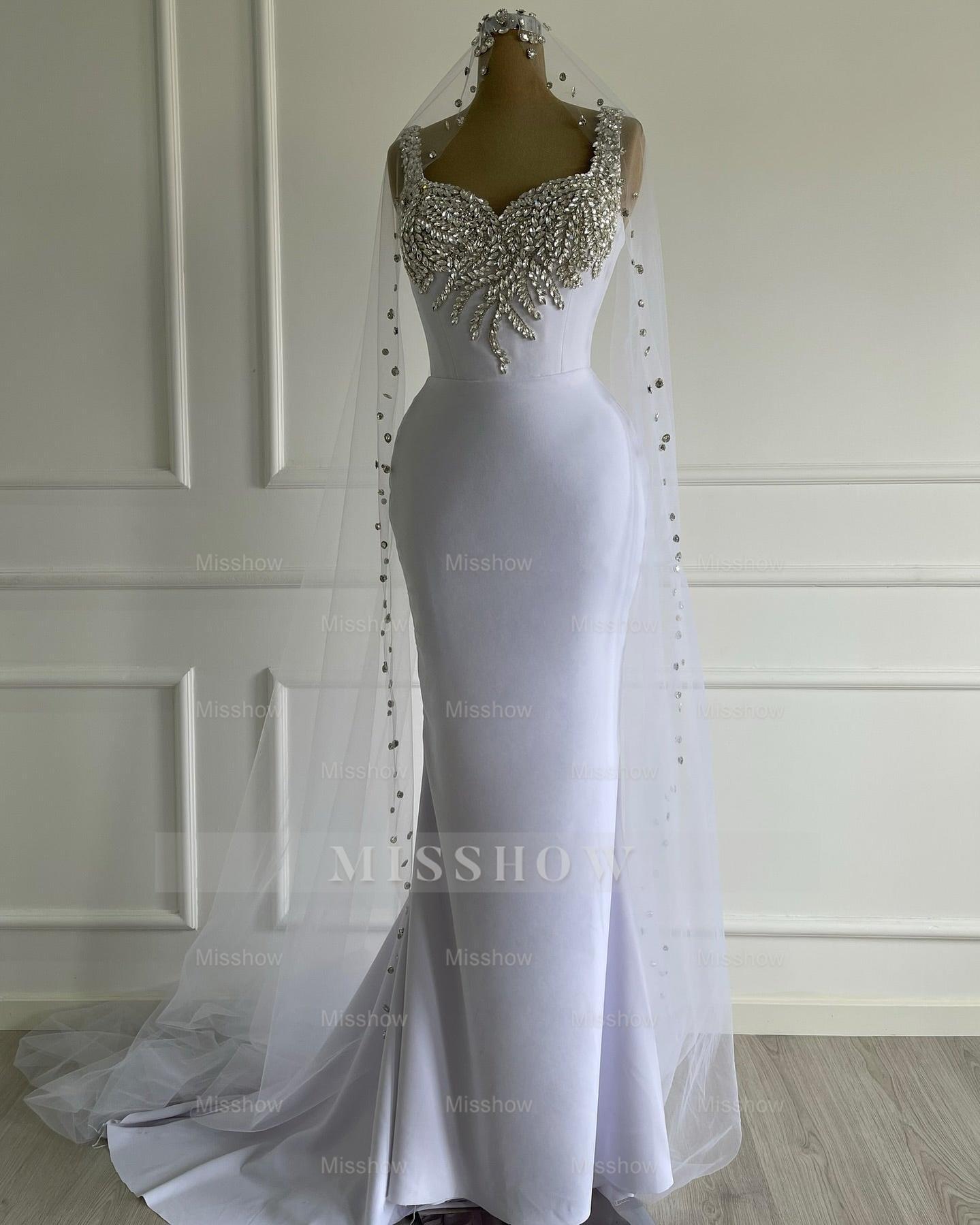Simple White Sweetheart Sleeveless Mermaid Wedding Dress with Rhinestones