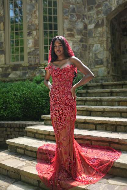 Slim Long Red Strapless Sleeveless Mermaid Prom Dress with Rhinestones and Veil