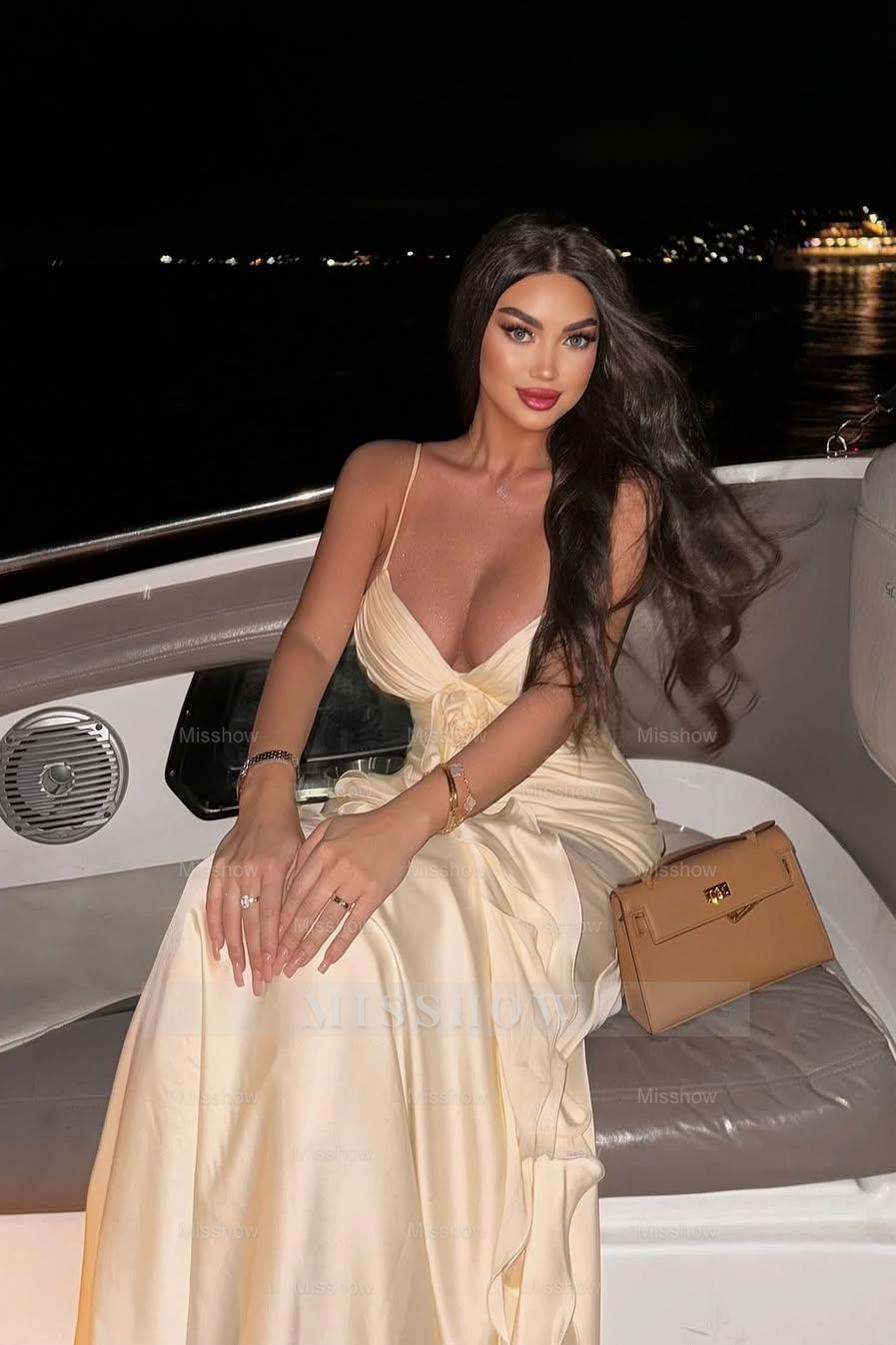 Spaghetti Strap Sleeveless Long Ruffles Formal Dress With Pleated