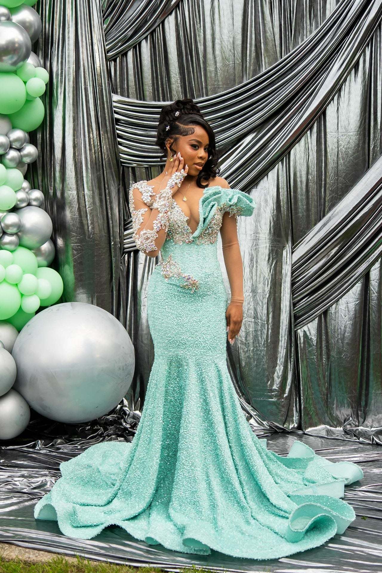 Sparkling Long Mint Green One Shoulder Long-Sleeve Mermaid Prom with Rhinestones and Beadings
