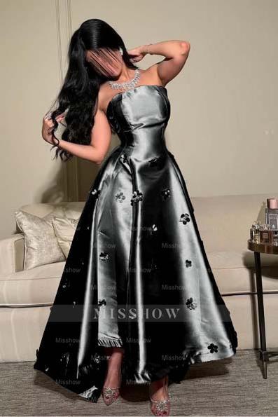 Strapless Sleeveless Long Formal Dress With Pleated Appliques