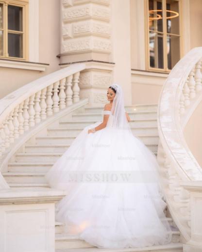 Stunning White Sweetheart Ball Gown Off-The-Shoulder Sleeveless Lace-Up Cathedral Train Tulle Wedding Dresses