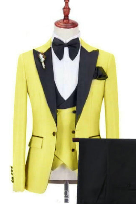 Chic Mustard Peaked Lapel Three-Piece Prom Outfit