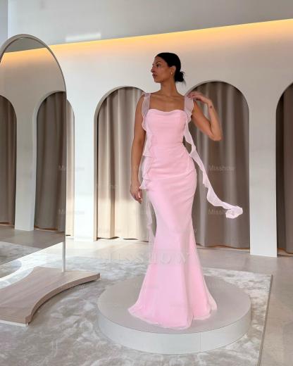 Unique Daffodil Sweetheart Sleeveless Backless Mermaid Evening Dress with Sweep Train