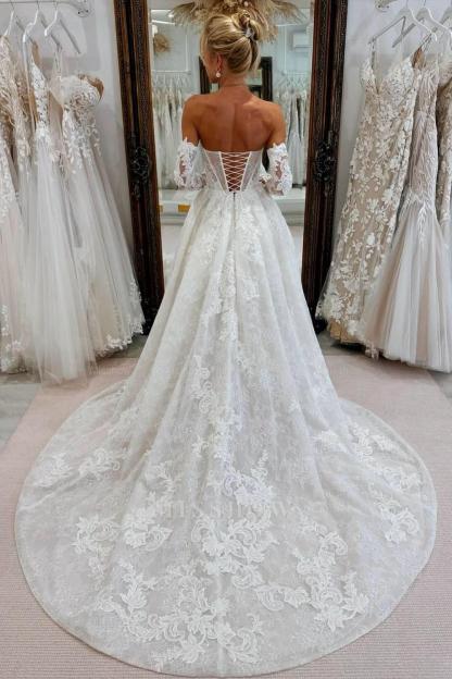 Vintage White A-Line Strapless Sleeveless Cathedral Train Lace Wedding Dresses With Appliques