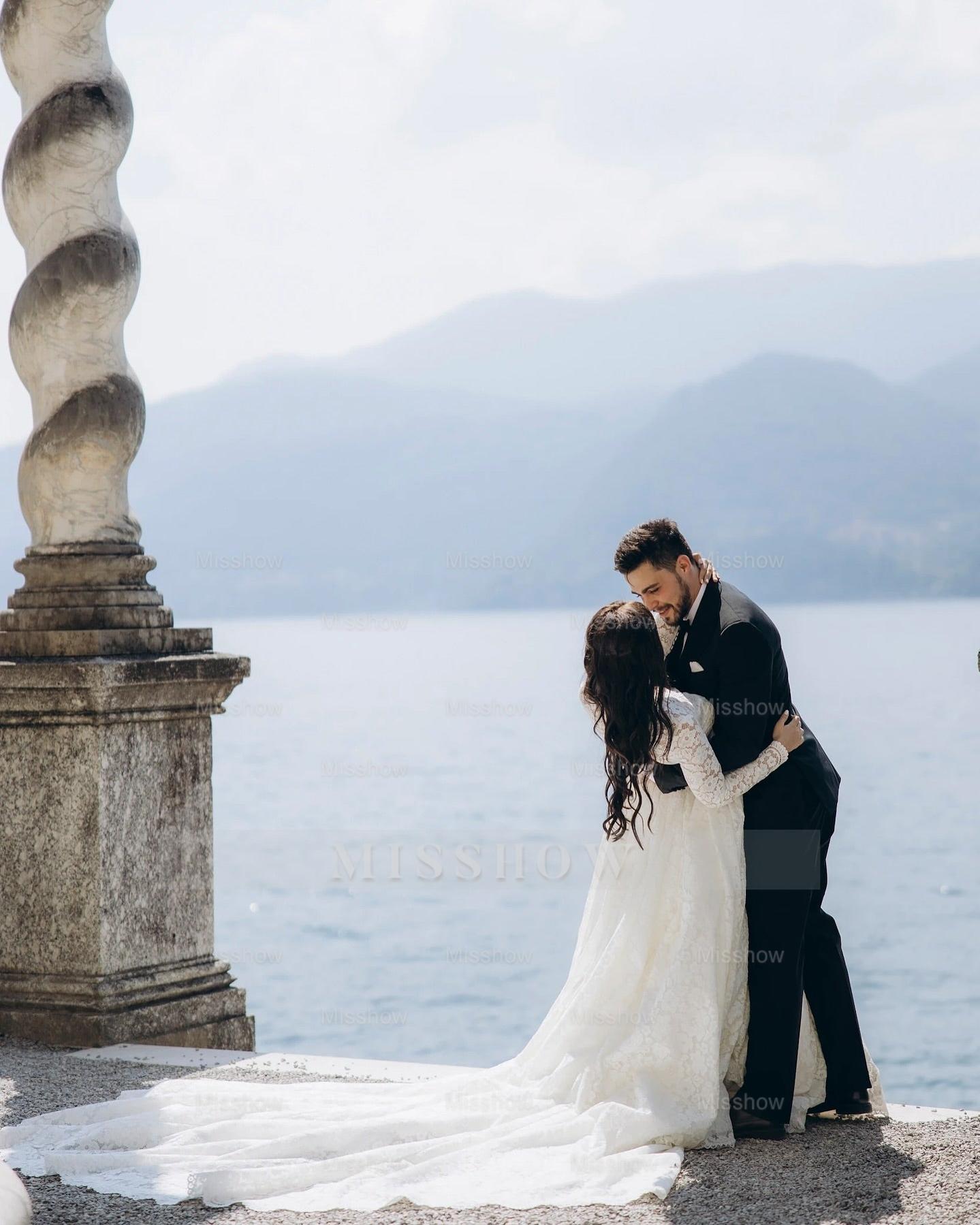 Vintage White High-Neck A-Line Long Sleeves Ball Gown Cathedral Train Lace Wedding Dresses