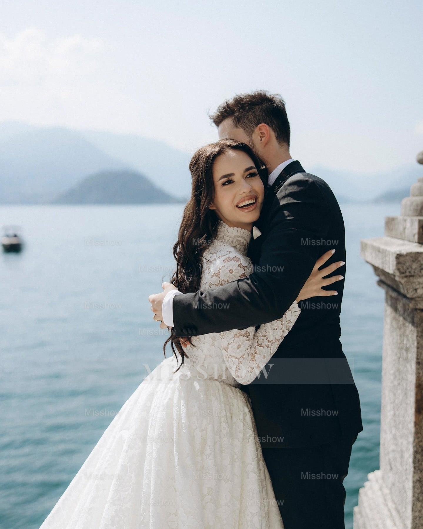 Vintage White High-Neck A-Line Long Sleeves Ball Gown Cathedral Train Lace Wedding Dresses