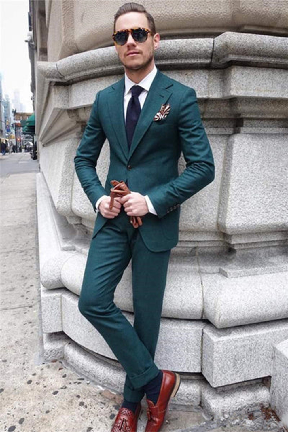 Men's Prom Suits with Notch Lapels in Dark Green Slim Fit 2-Piece
