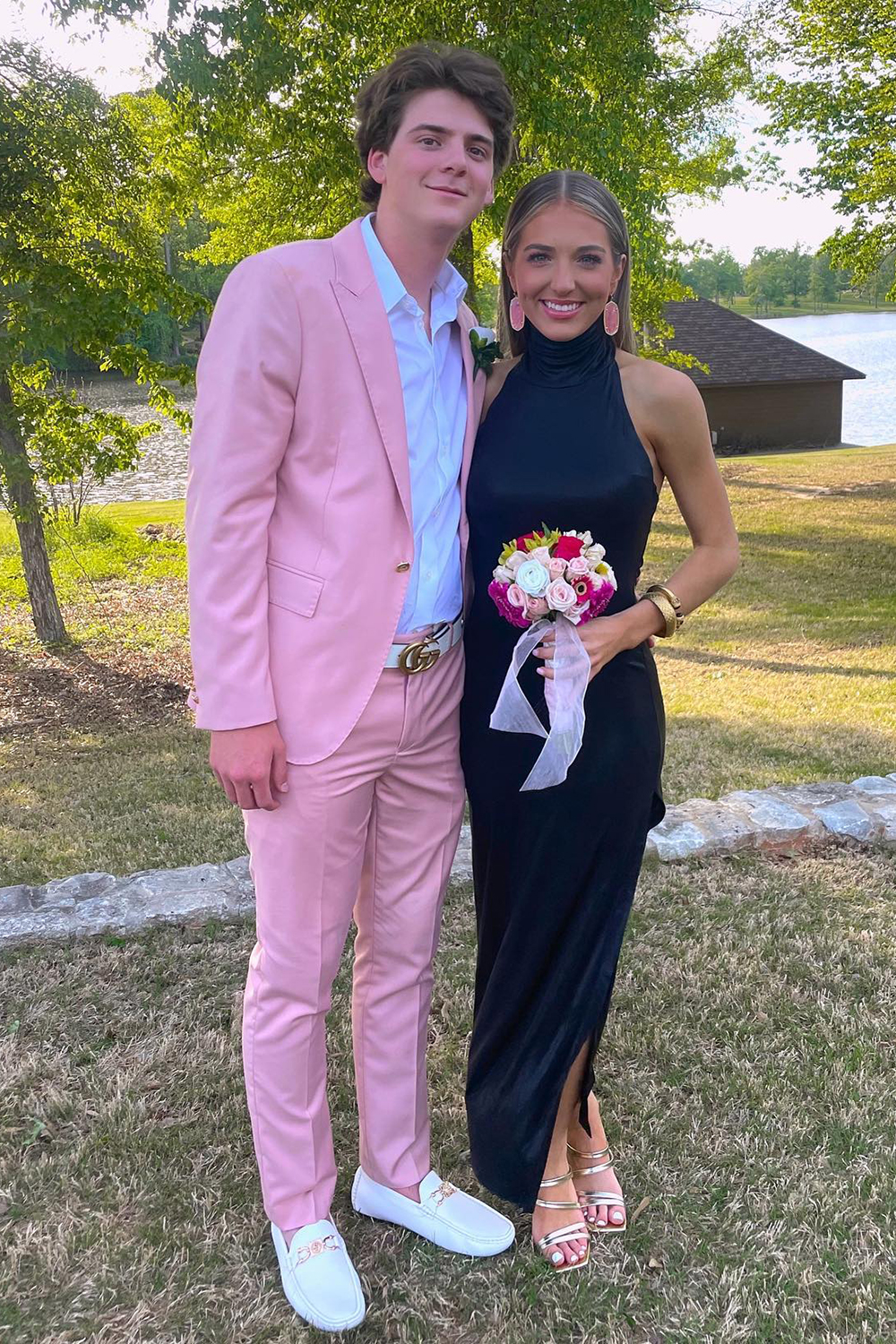 One-Button Formal Men's Prom Suit in Light Pink with Peak Lapel 2-Piece Set