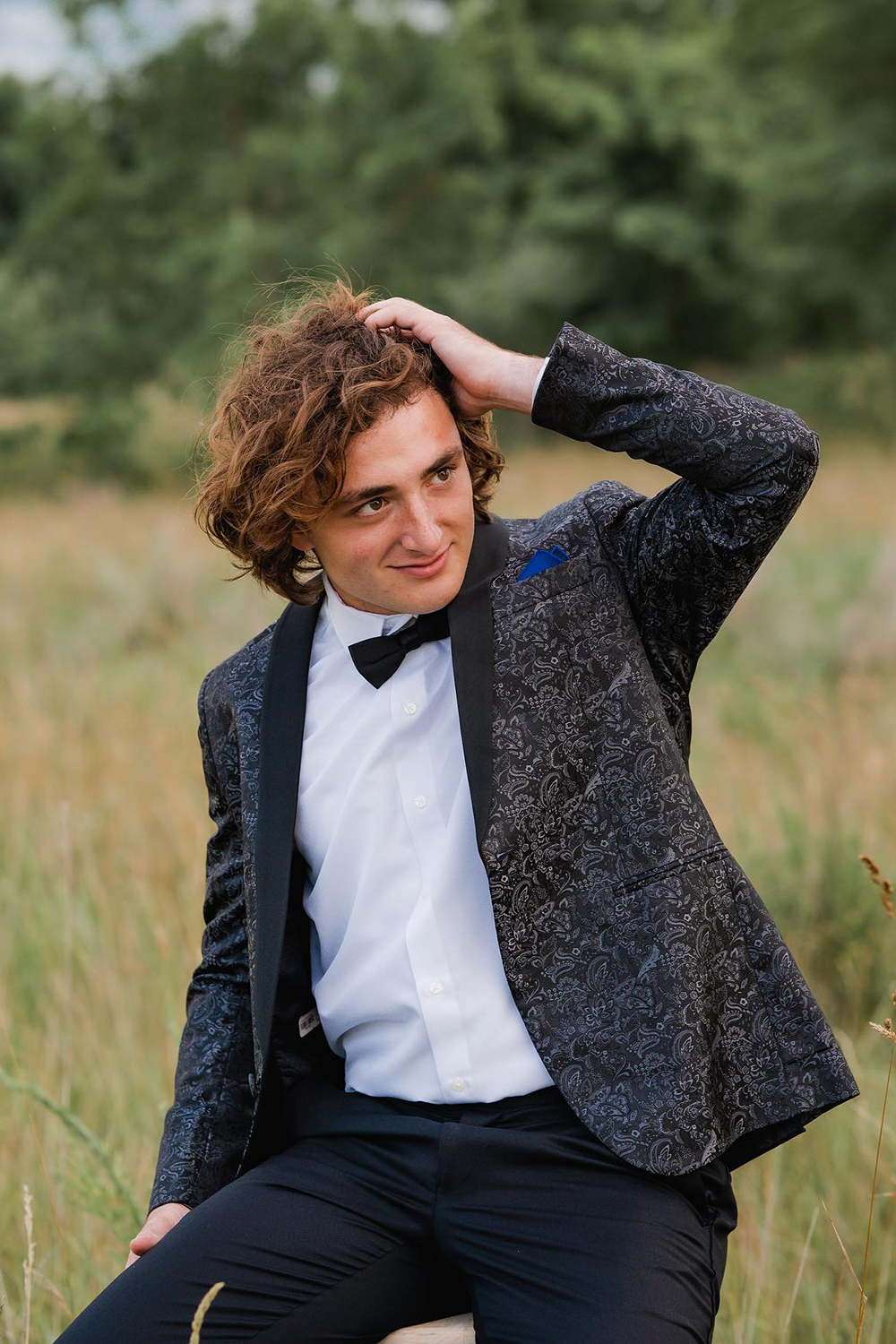 2-Piece Formal Men's Prom Suit with Black Jacquard Shawl Lapel
